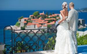 Фото невесты и жениха в Европе